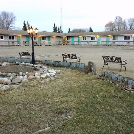 Moosomin Motel Exterior photo