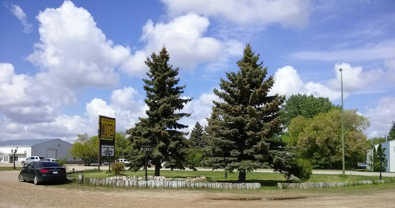 Moosomin Motel Exterior photo